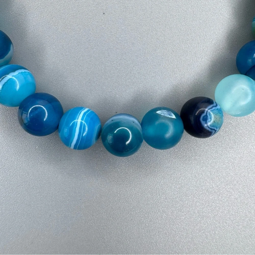 HAND CRAFTED Blue Agate Stretch Bracelet 6.5” Beaded Gemstone Silver Heart NWT